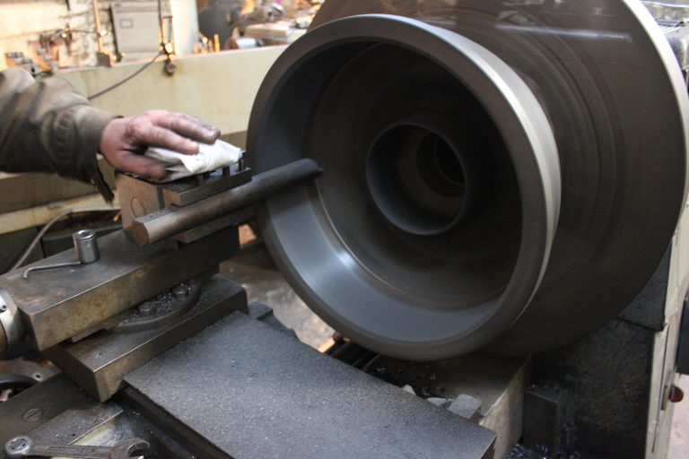 Stotfold Engineering Company Limited Brake Drum Skimming and Machining