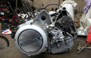 Rebuilding A Honda CB400