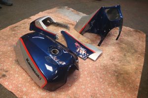 Kawasaki GPZ900R Restoration